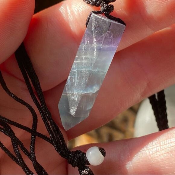 Fluorite Point Wand Pendant Necklace Adjustable Cord Unisex - Picture 5 of 6